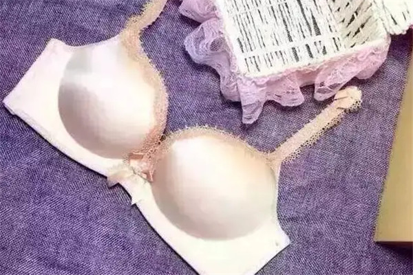 黛诗妮内衣加盟