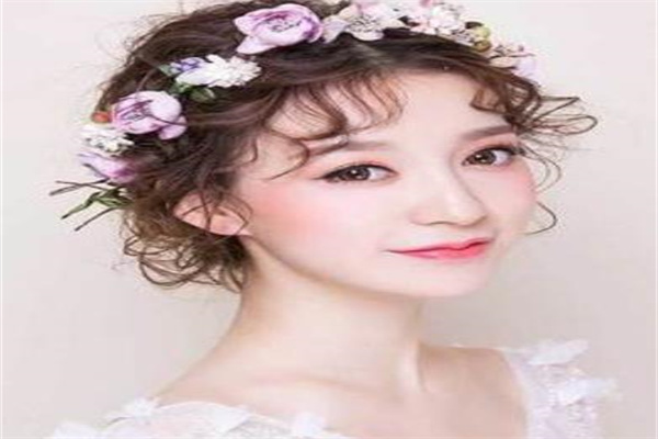 苗子彩妆培训加盟