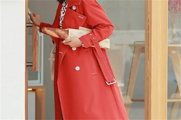 雅蒂丝女装