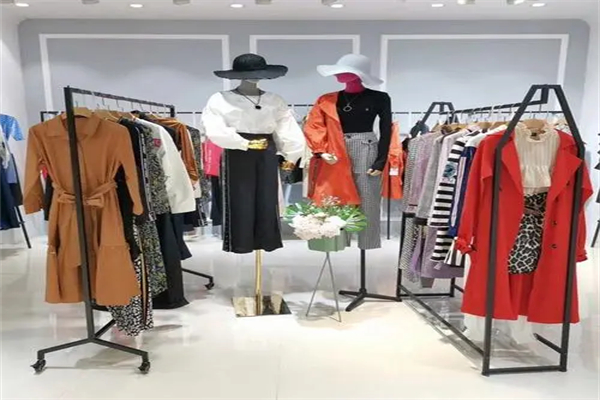 TATA 她她服饰