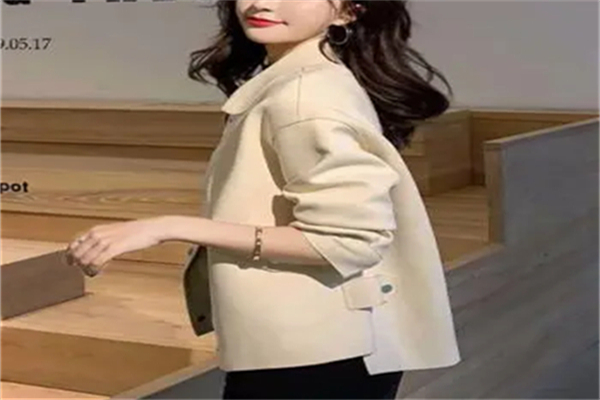 鑫圣服饰费