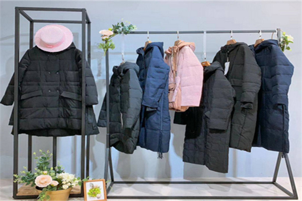 TATA 她她服饰