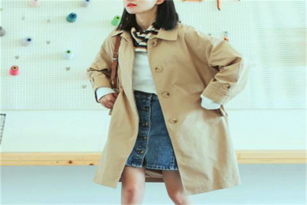 德兰尼女装