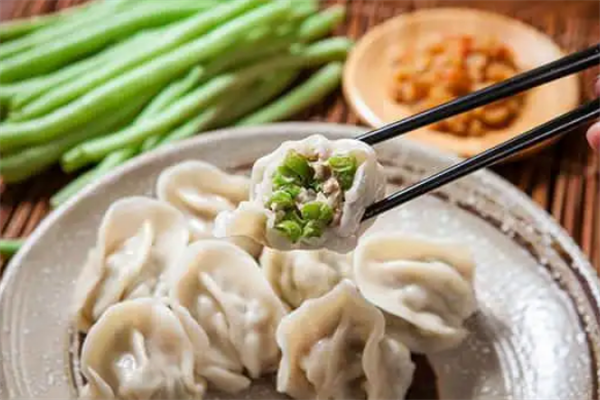 鸿厨饺子