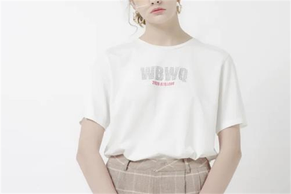 wbwq碧可女装