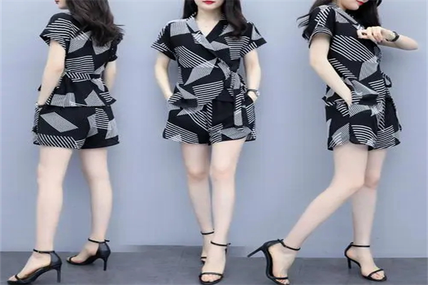 T台魅力服饰