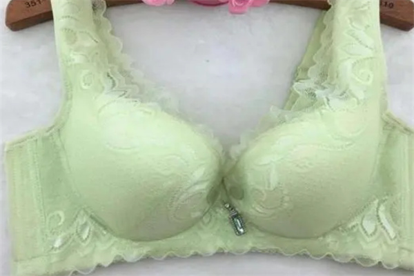 魅の芳内衣加盟