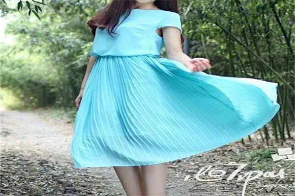 罗芙基尼女装