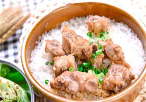 馨福源排骨米饭