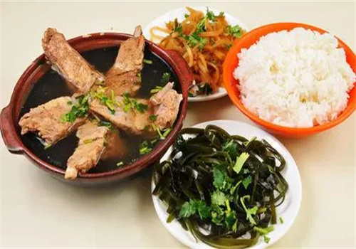 馨福源排骨米饭