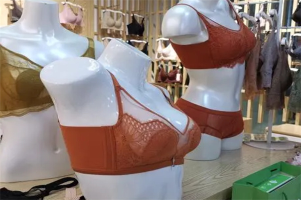 寓美内衣加盟