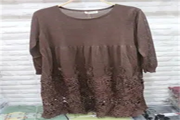 ANTIESBYCOUPLEZ女装