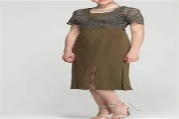 朗天女装