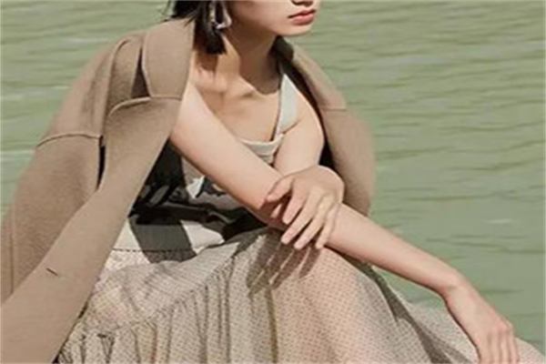 MELA.WO女装