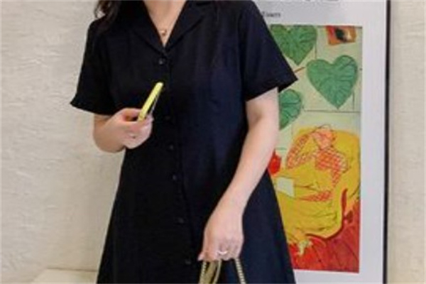 蔓可翡女装