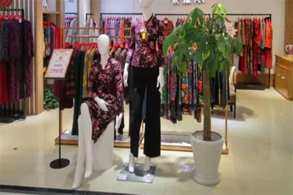 素罗衣女装
