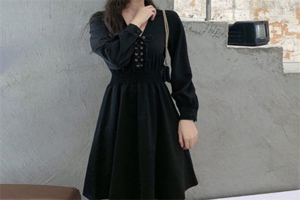 QBI女装