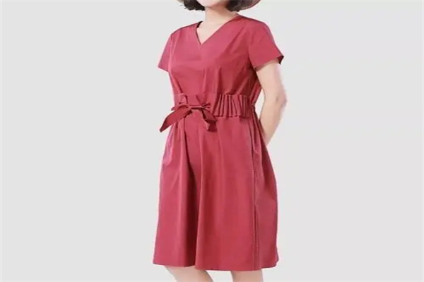 佰依纯服饰