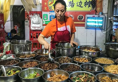 小秦路边摊