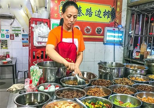 小秦路边摊