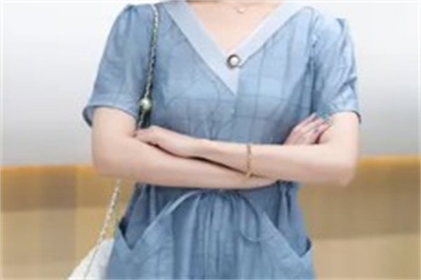 康泰丝女装