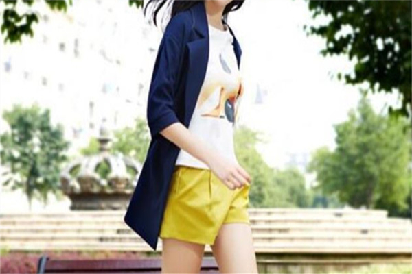 蕊蕊女装