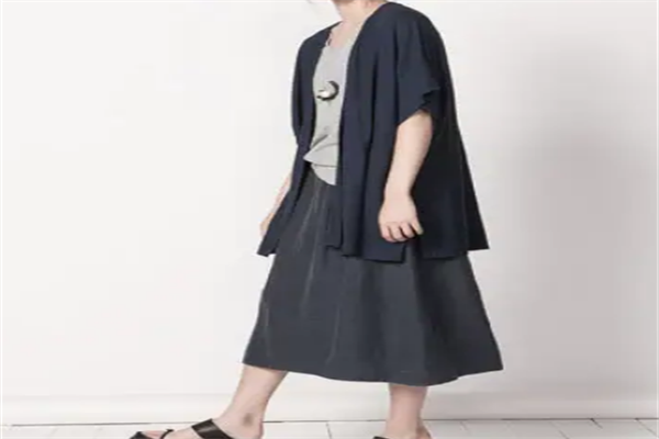 YI异女装