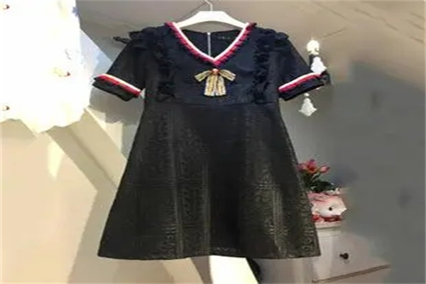 蝴蝶人女装