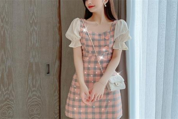 UWoman女装