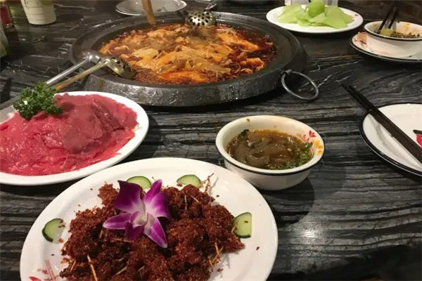 满口香重庆火锅