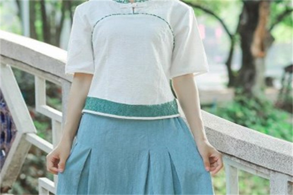 KWOKS女装