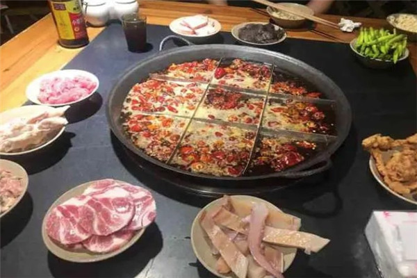 筷子街重庆老火锅