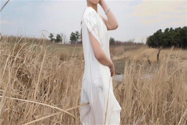 贝帛女装