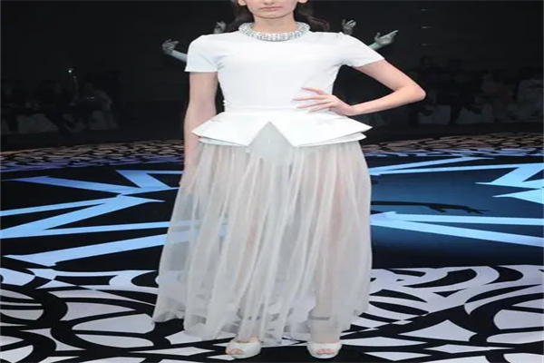 COCO MOISELLE女装