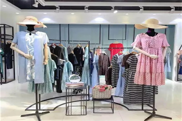 NANCHURE女装