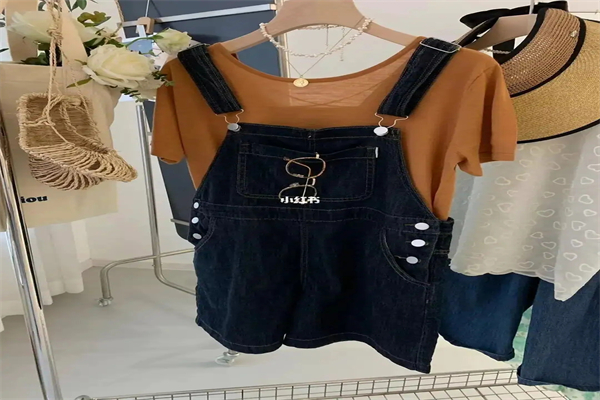 中洲女装