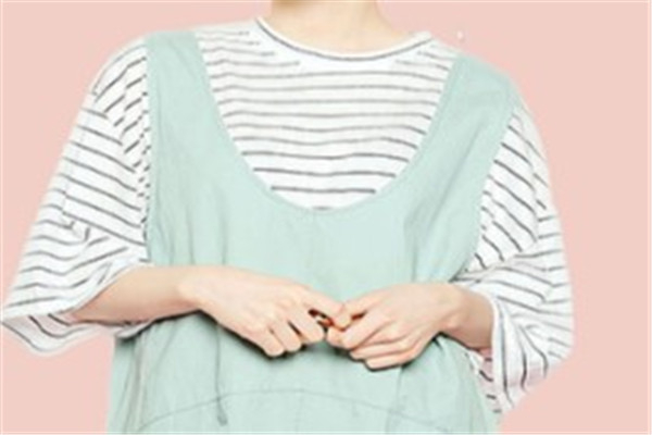 PANTONE女装