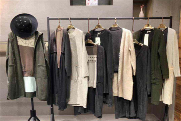 YOUS FASHION女装