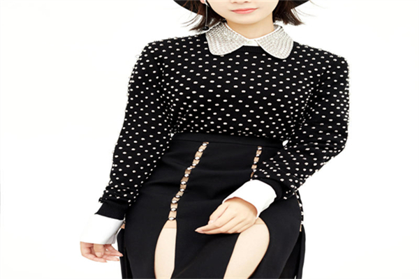 西岛隆弘女装