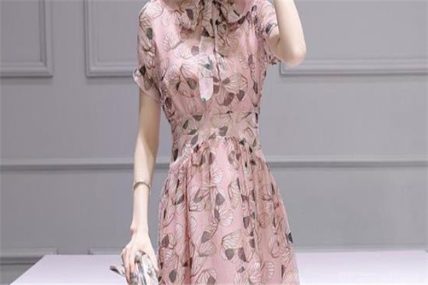 蝴蝶结女装加盟