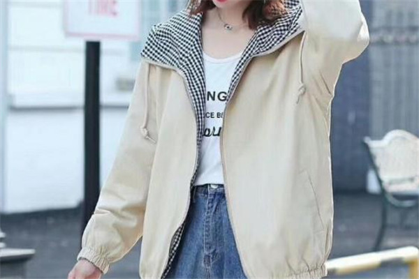 璞妮女装加盟