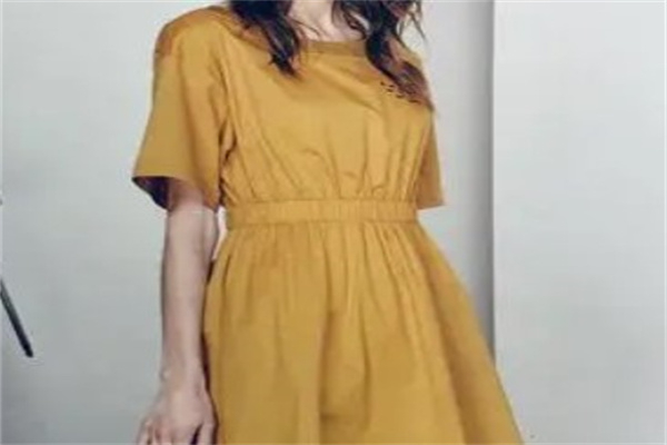 Amelia Sposa女装