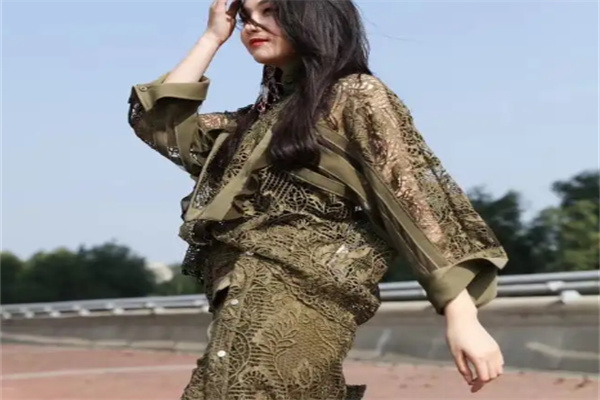 attina女装加盟