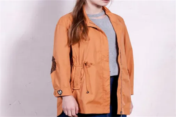 衣乐闻女装