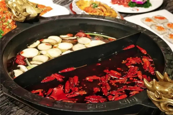 重庆齐鸣火锅