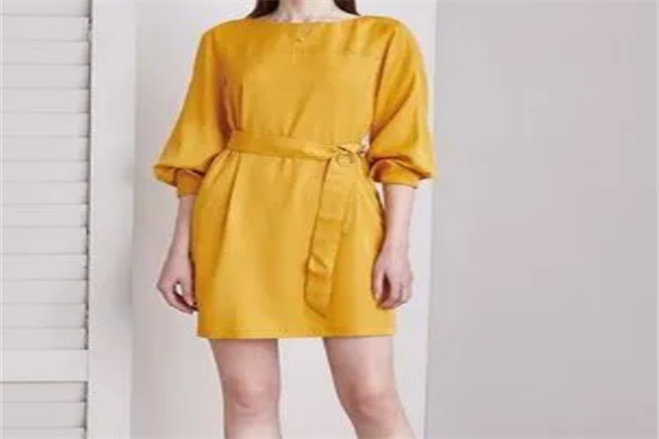 流苏女装