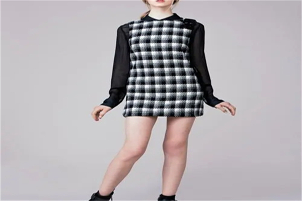 红贝提服饰