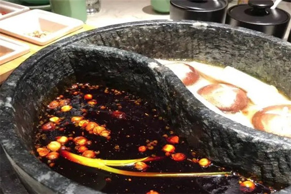 老牌石头火锅