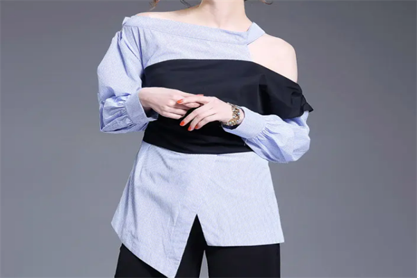 圣瑶丝女装