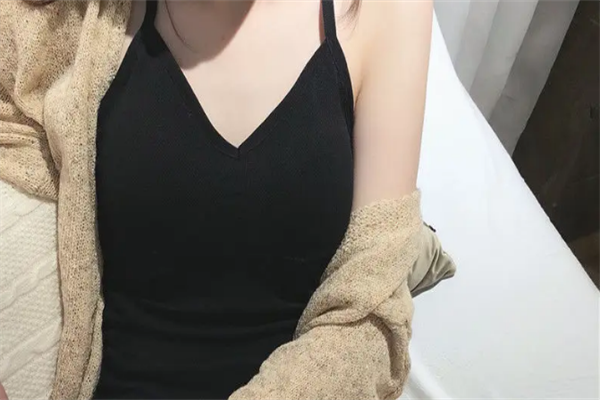新果儿内衣